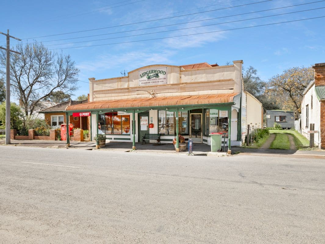 26 Main Street
