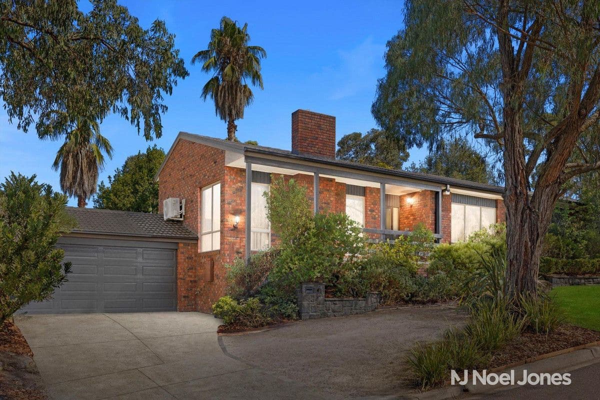 34 Nangathan Way