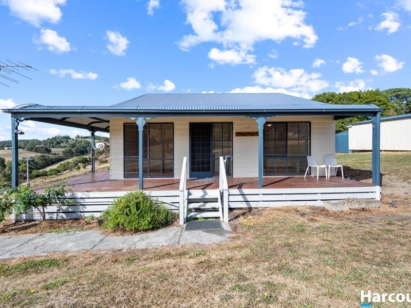 8 Rowes Road, Mount Eccles