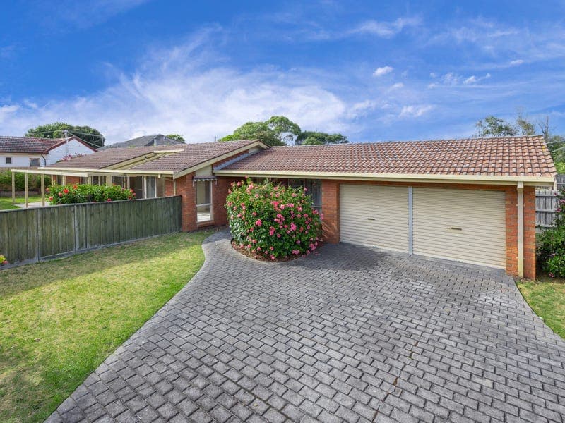 227 Ninth Avenue South