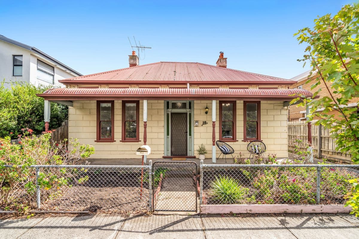 38 Shepherd Street