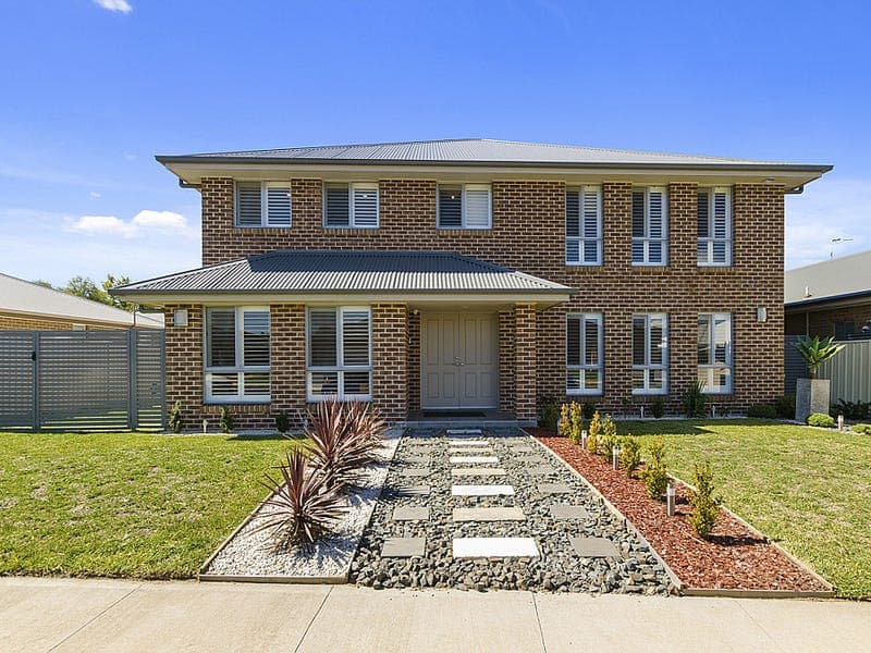 15 Mimosa Place, Braemar