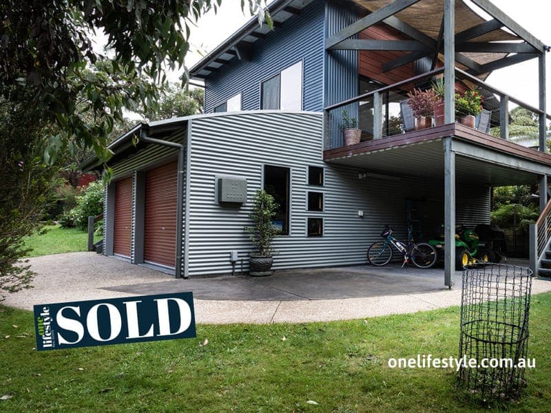 1 Caringal Street
