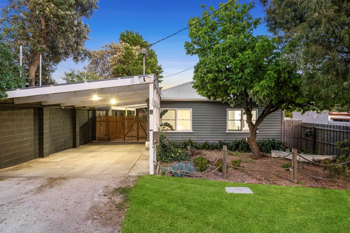 6 Golightly Street