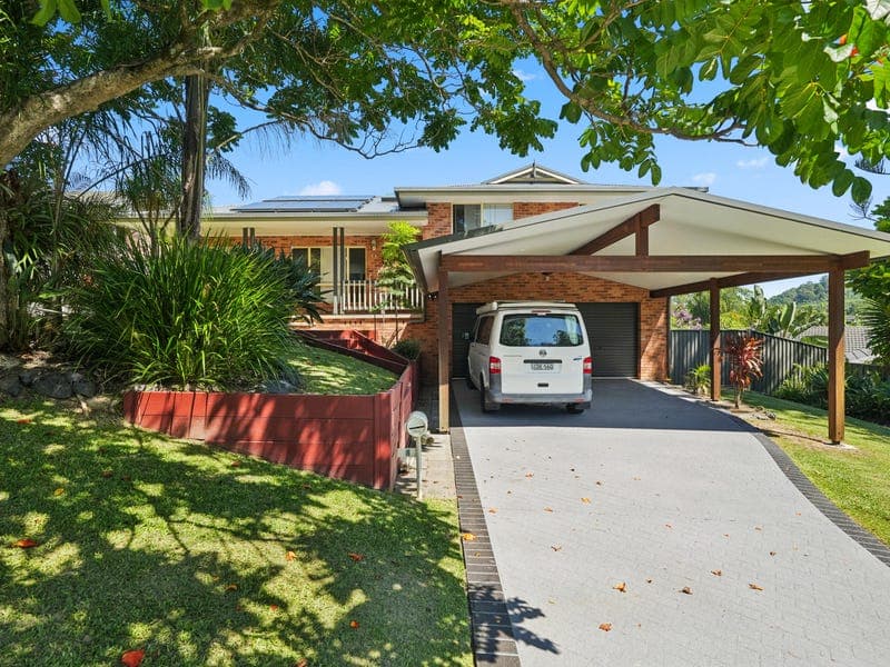 8 Kookaburra Close, Boambee East