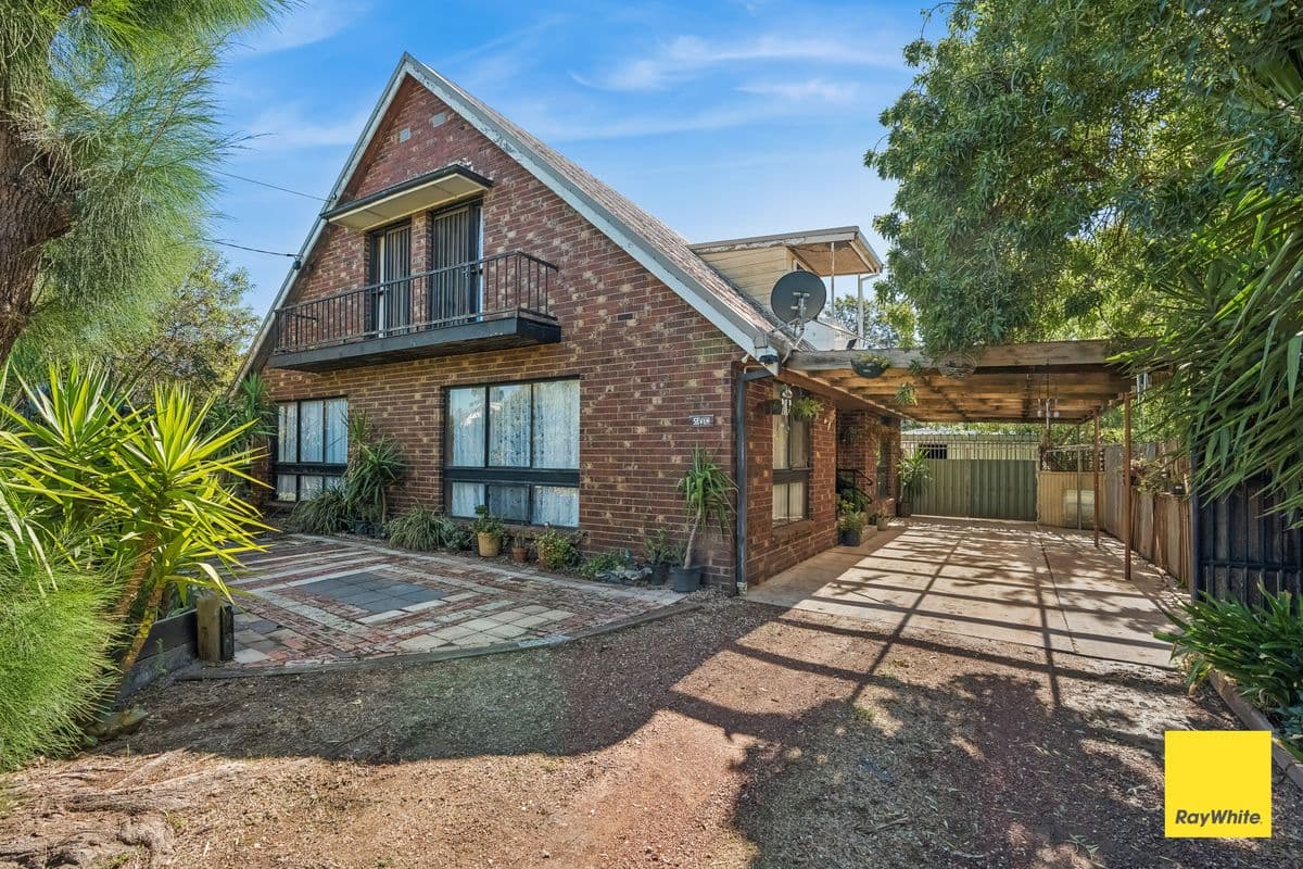 7 Bailey Street