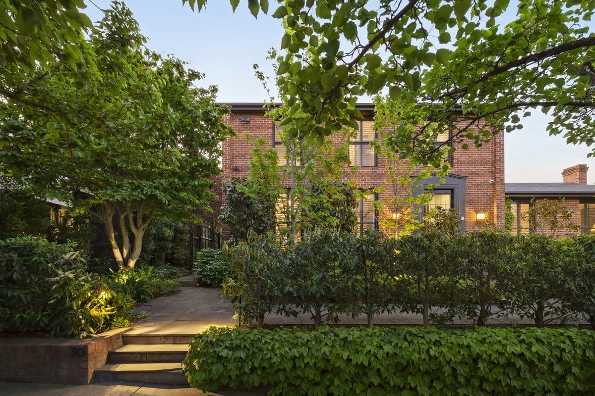 30 Monaro Road