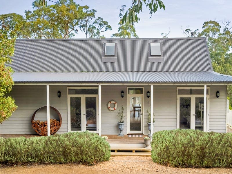 5 Collins Street, Red Hill