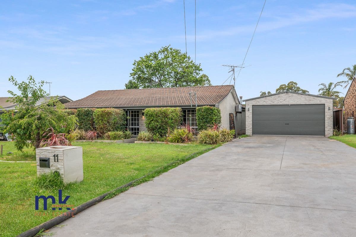 11 DUTTON ROAD