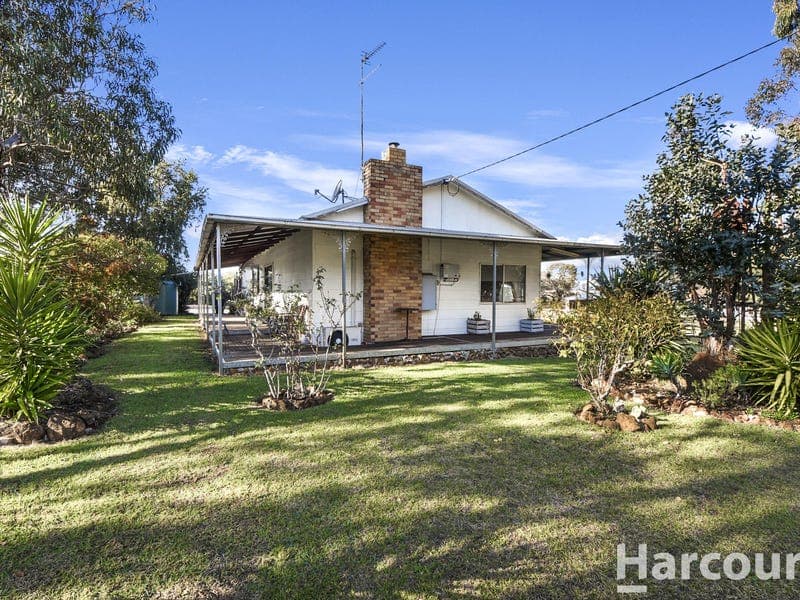 2864 Henty Highway, Wonwondah