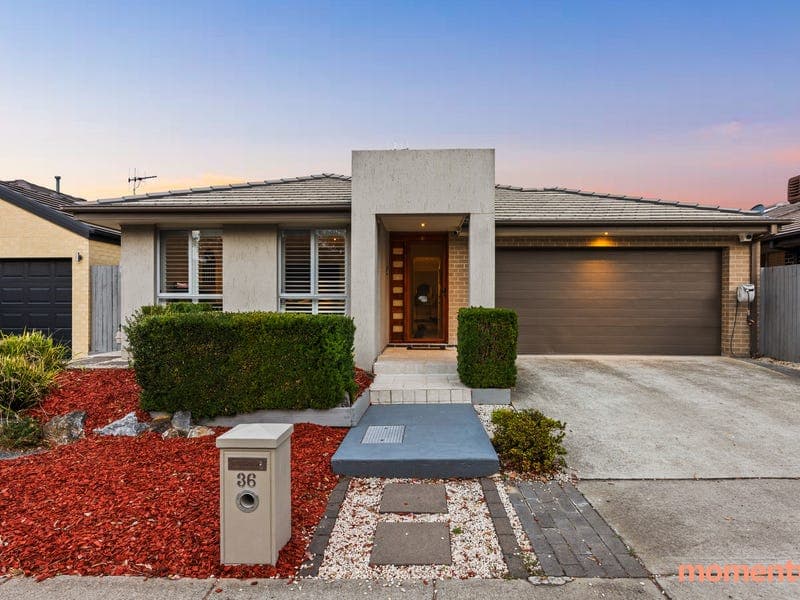36 Patrick White Circuit, Franklin
