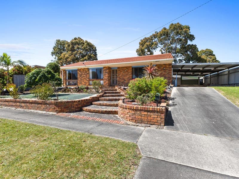 23 Canterbury Way, Churchill