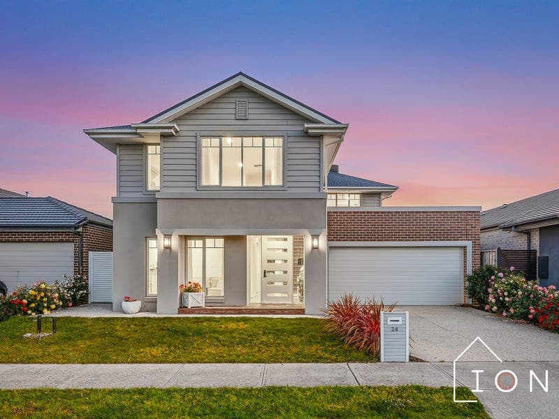 24 Luster Circuit, Cranbourne South
