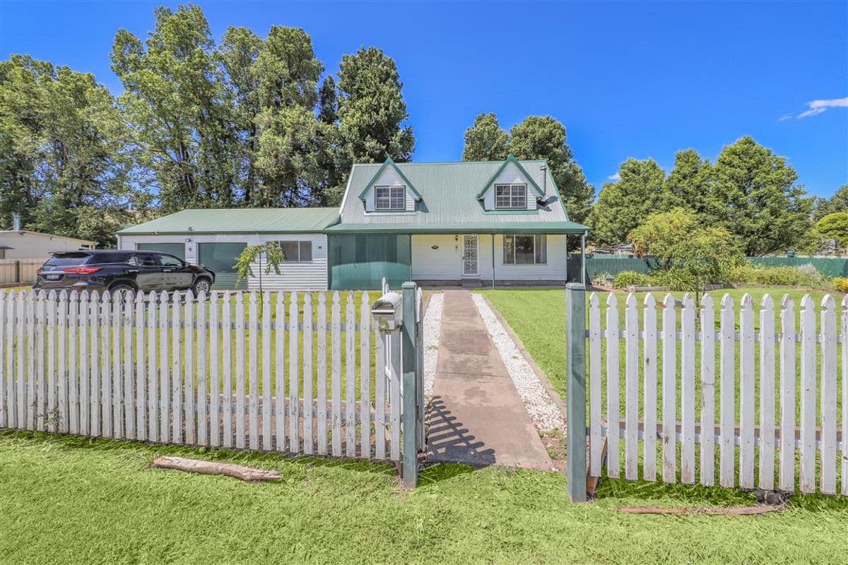 5 Travers Street