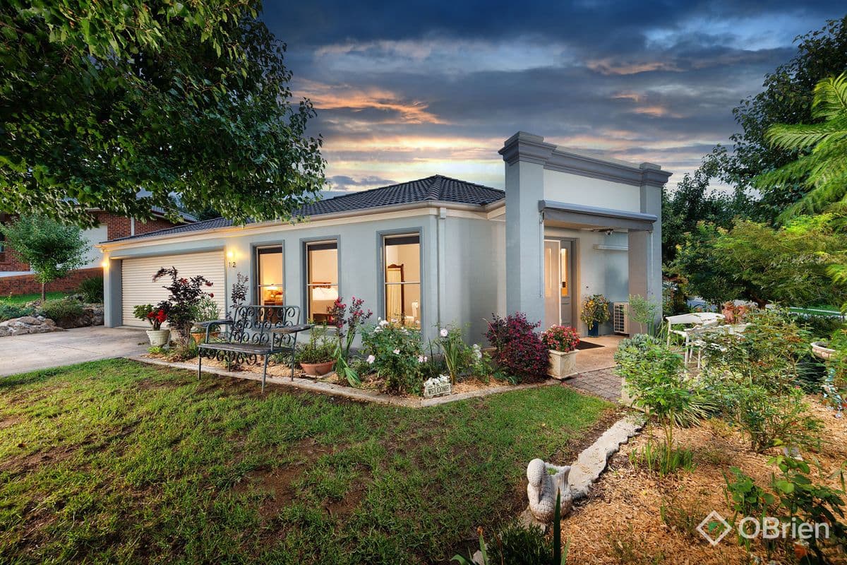 12 Ballara Drive
