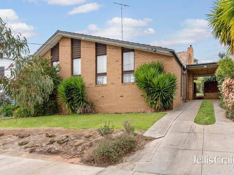 34 Clydebank Road, Essendon West
