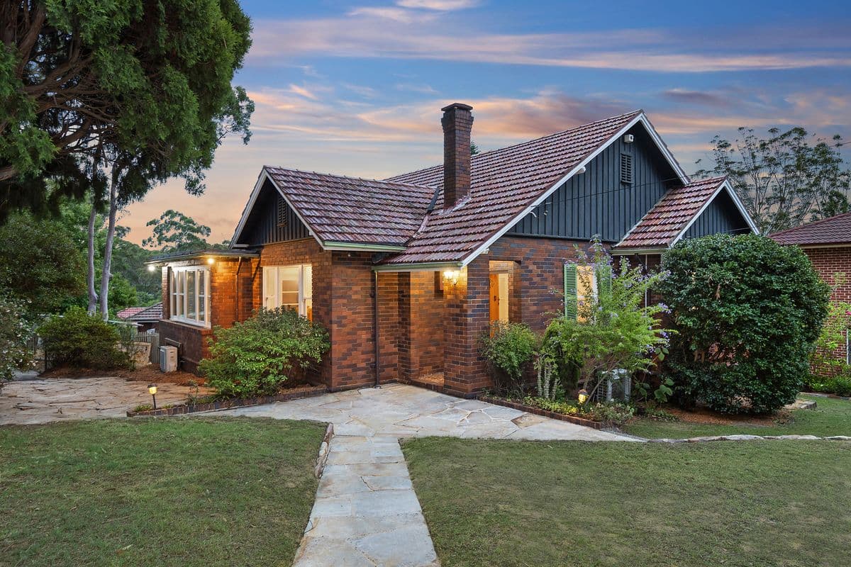 28 Chorley Avenue