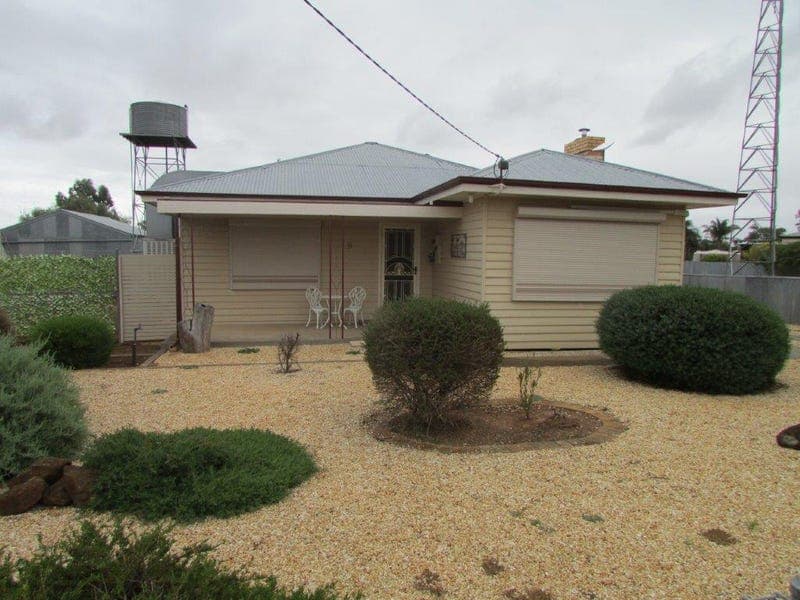 9 Raggatt Street, Yaapeet