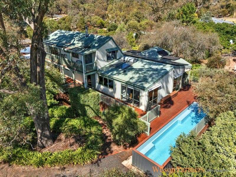7 Ogradys Road