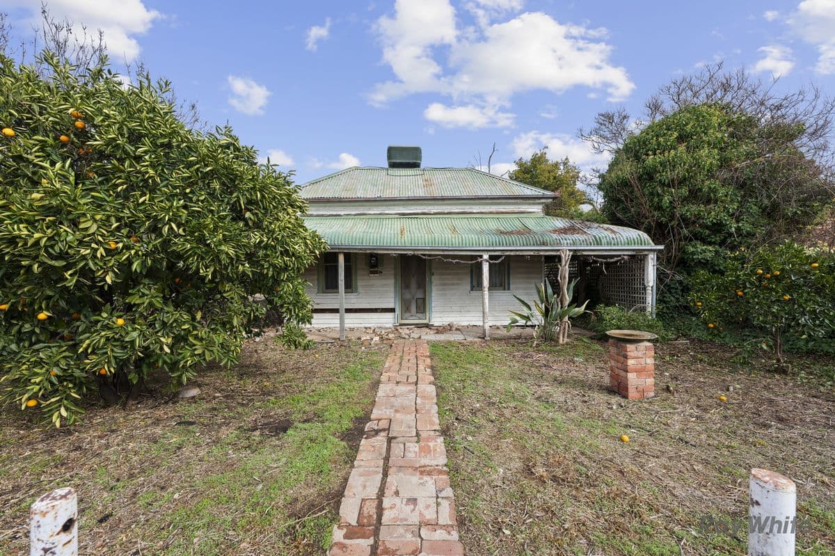 971 Devenish Road