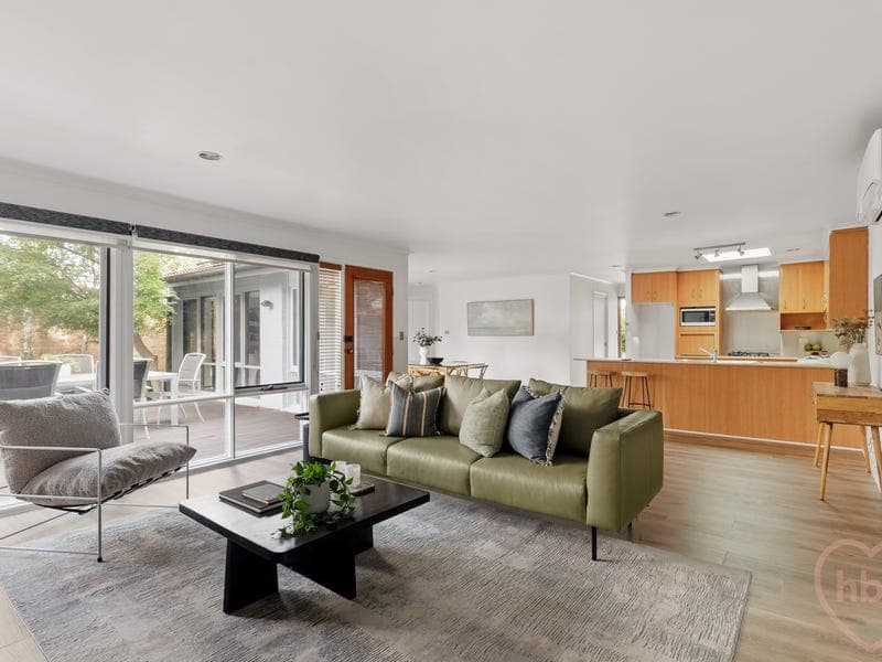 12 Fielder Place