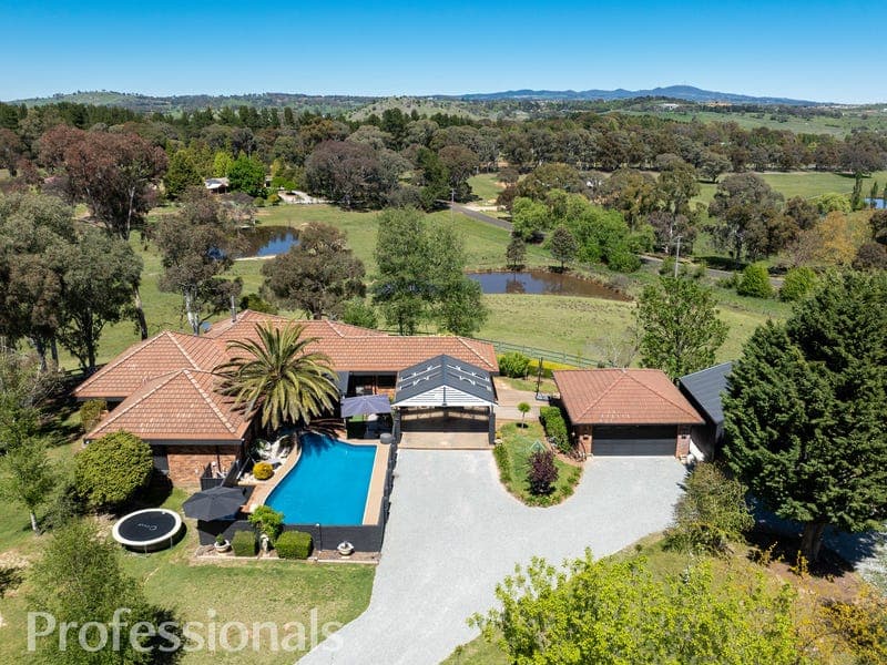 4 The Billabong, Clifton Grove