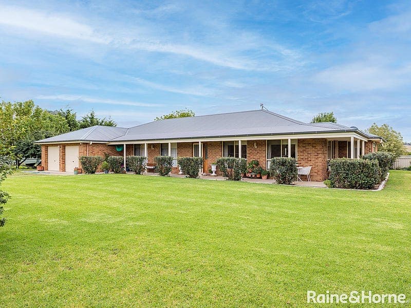 3263 O'Connell Road