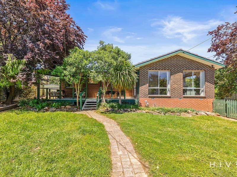 28 CHUCULBA CRESCENT