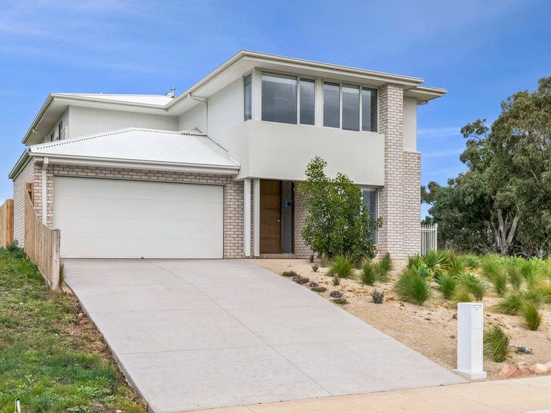 664 Batman Road, Indented Head