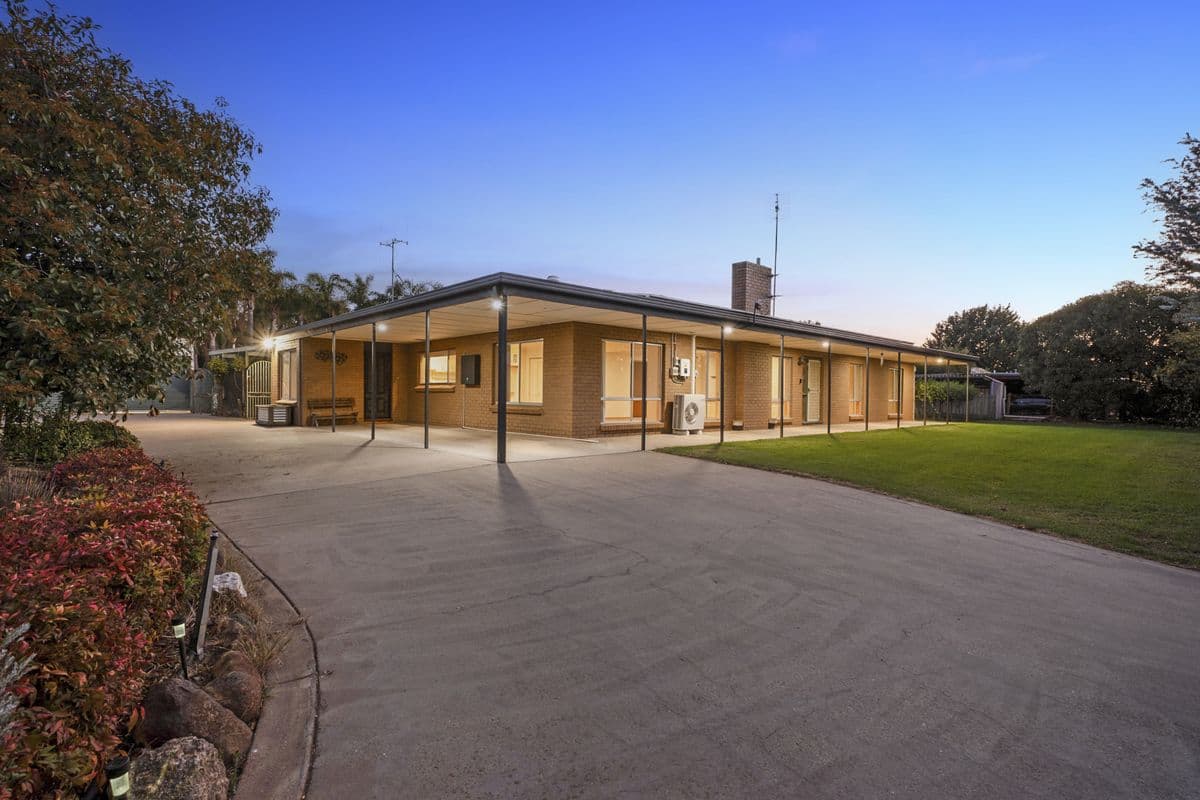 24 Devine Road