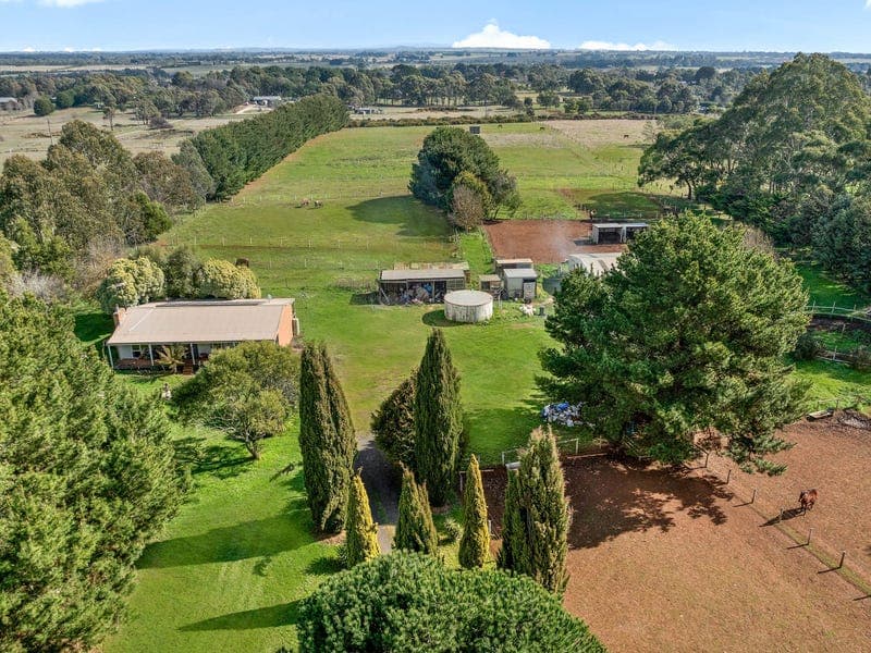201 Avenue Of Honour, Woodend North