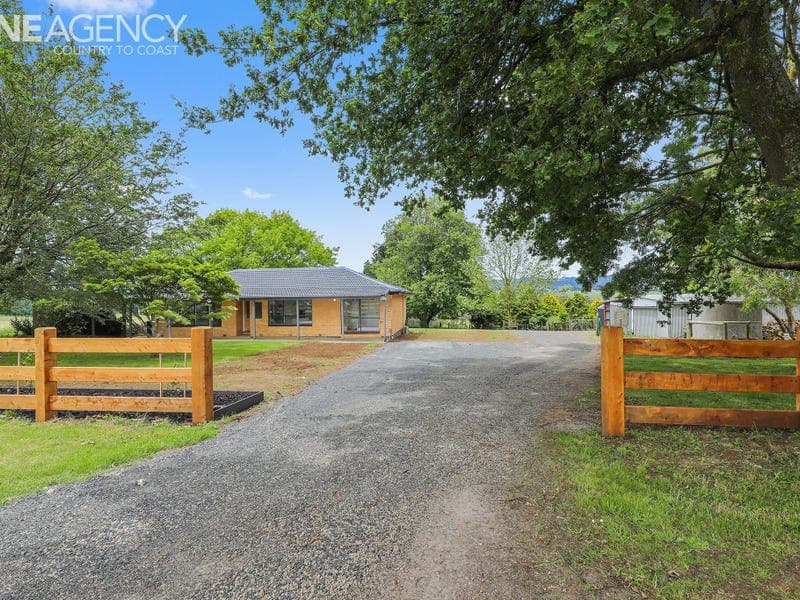 195 Hunters Road