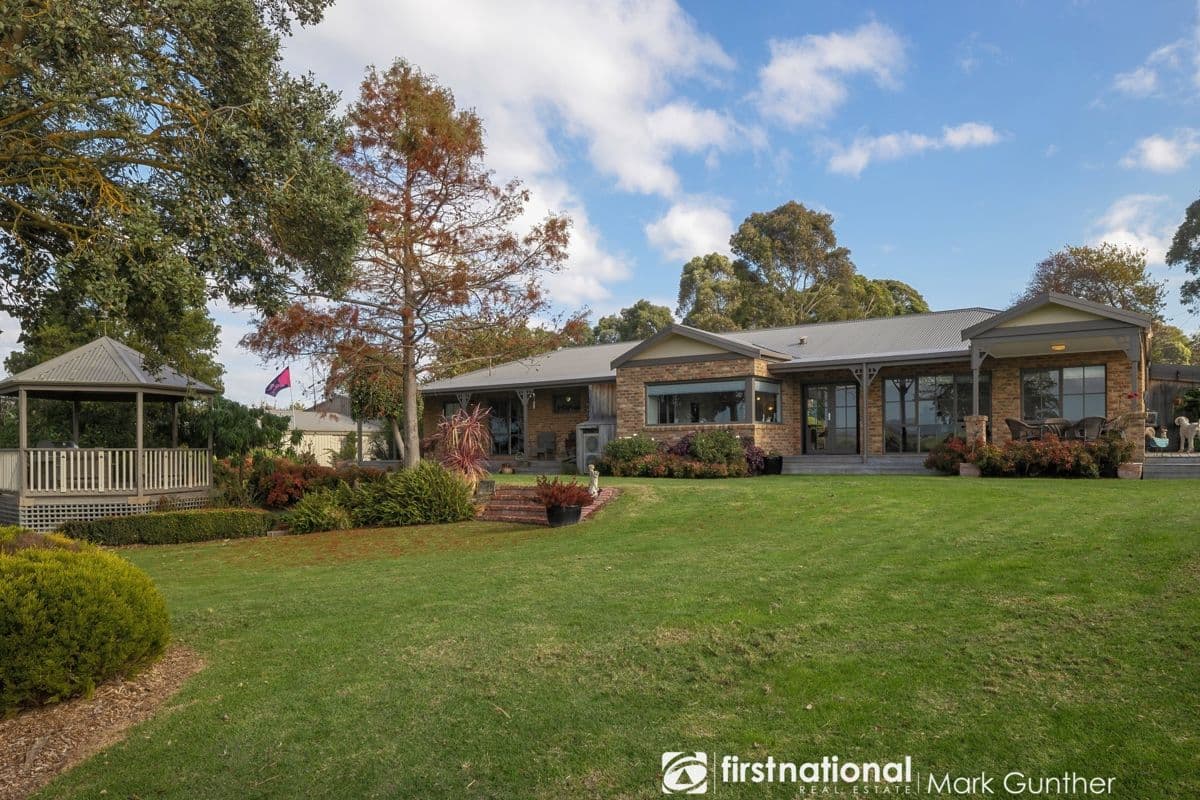 9 Benson Drive