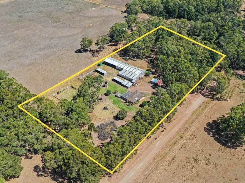 327 Thorburns Road, Laang