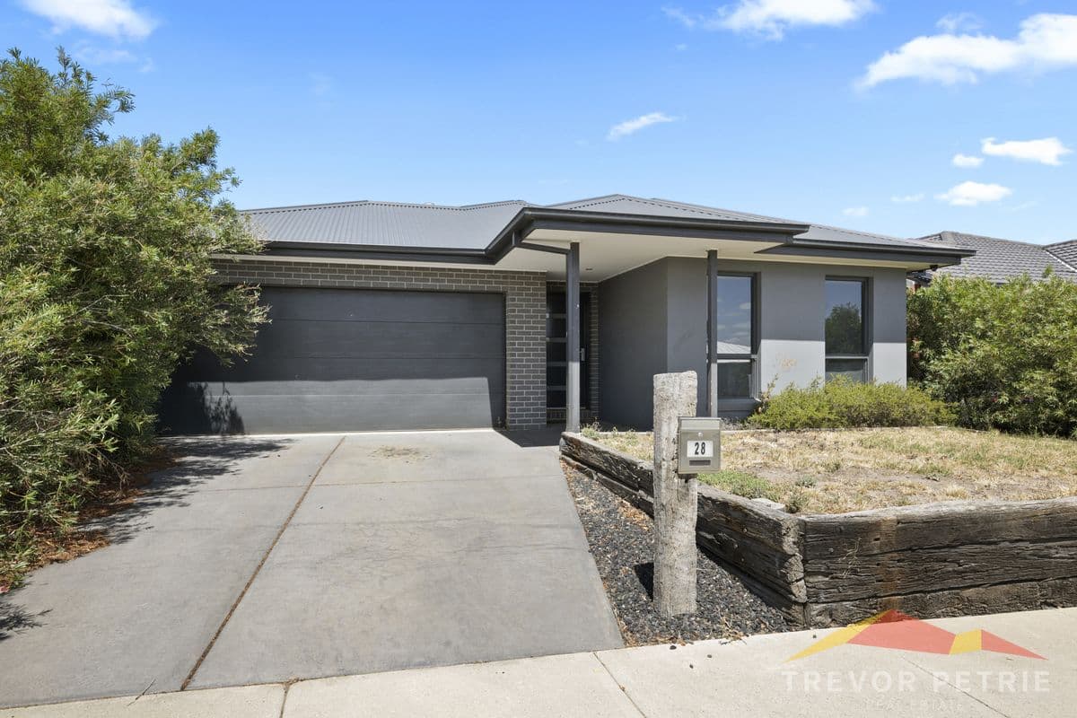 28 Auburn Drive
