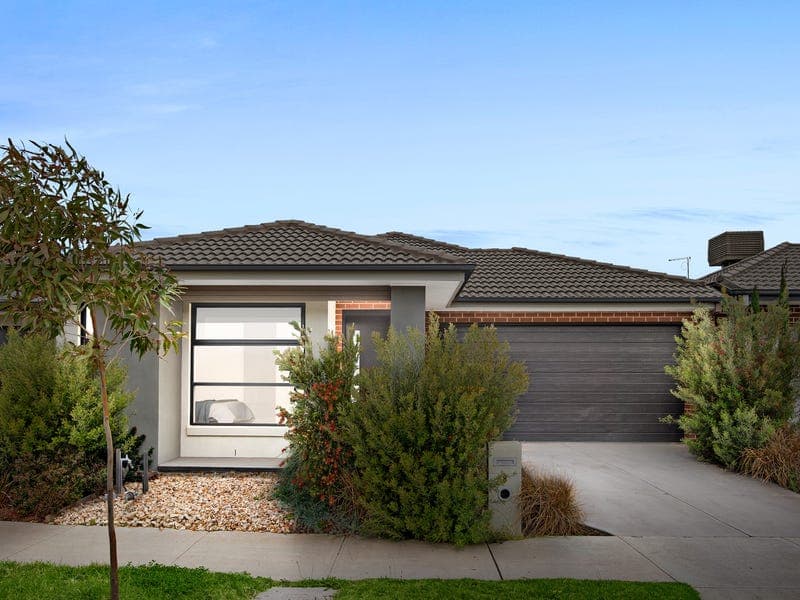 8 Bassett Avenue, Wyndham Vale