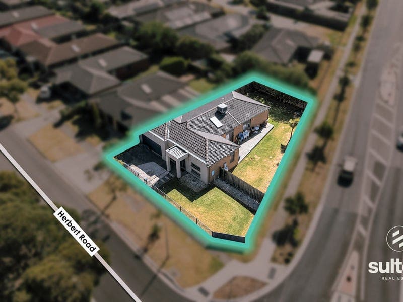 86 Herbert Road, Carrum Downs