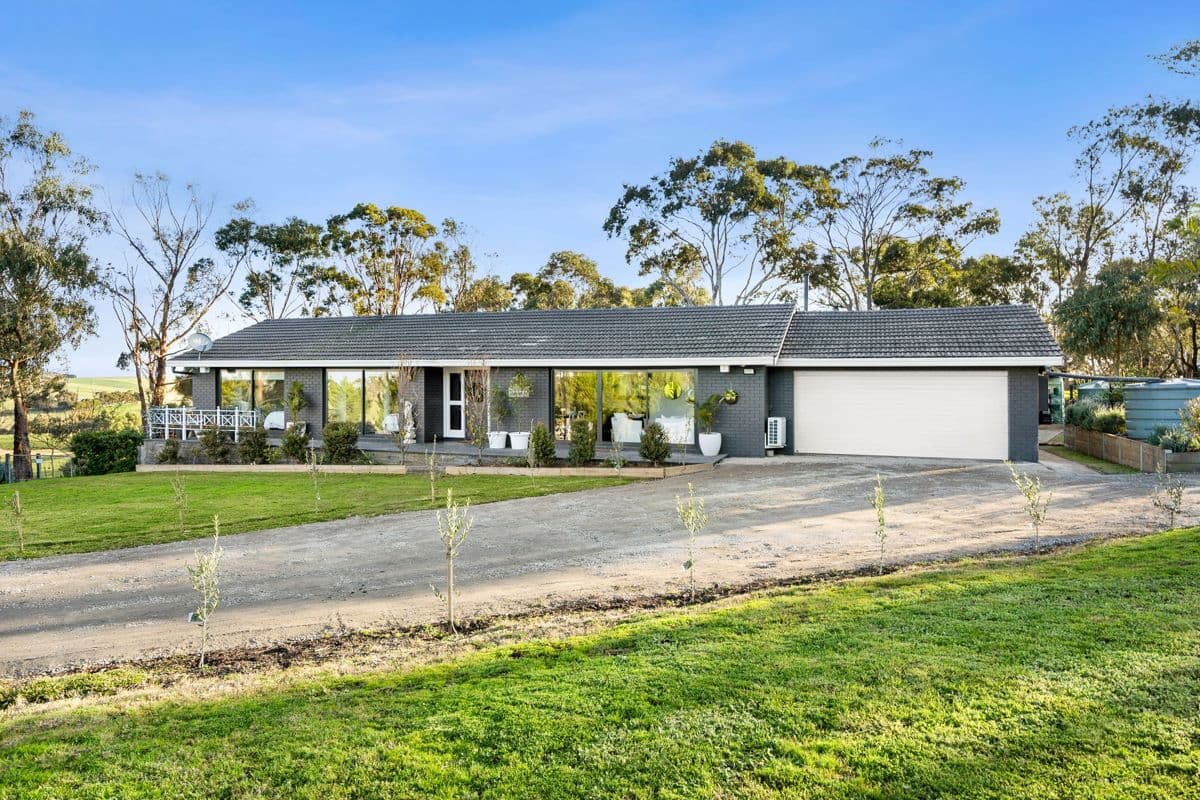 222 Andersons Road