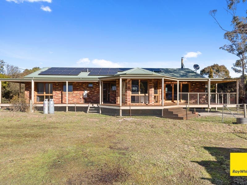 83-85 Foxlow Street, Captains Flat