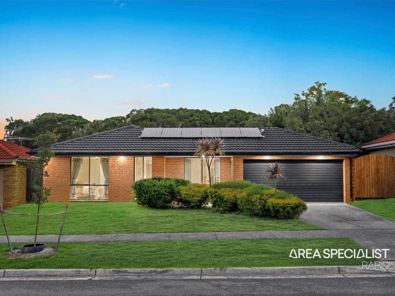 74 The Parkway, Hampton Park