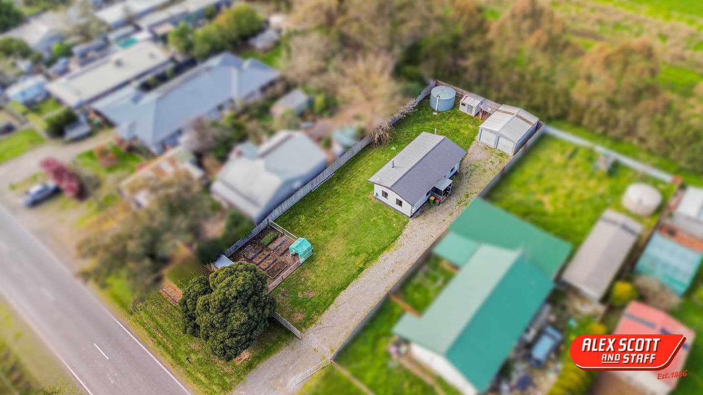 60 Taplins Road