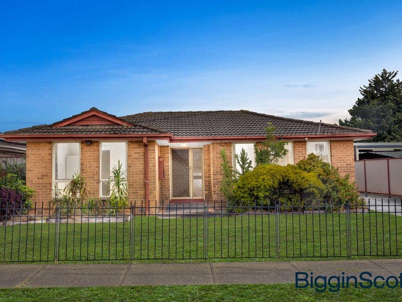 49 Mossfiel Drive