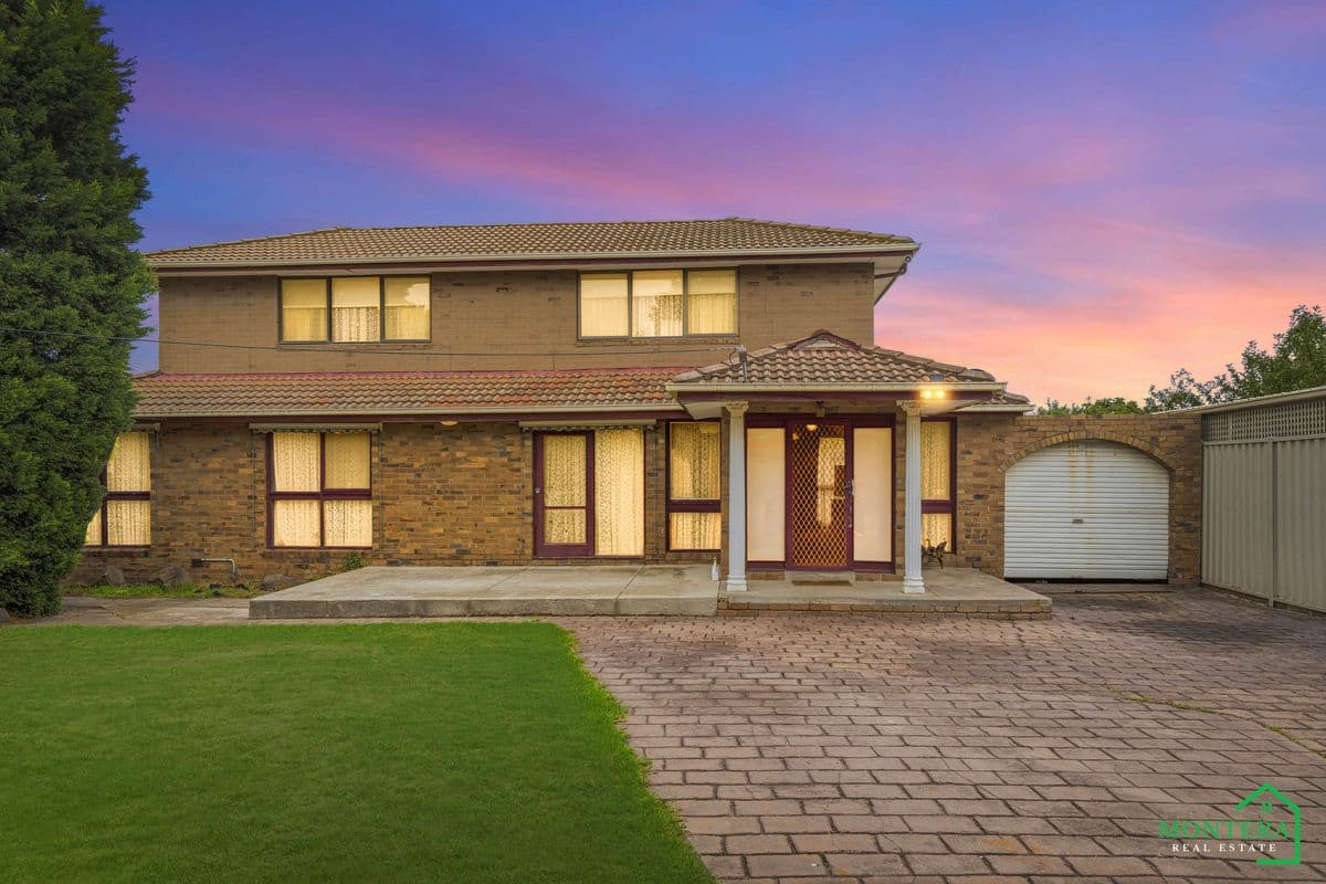 6 Carlisle Court