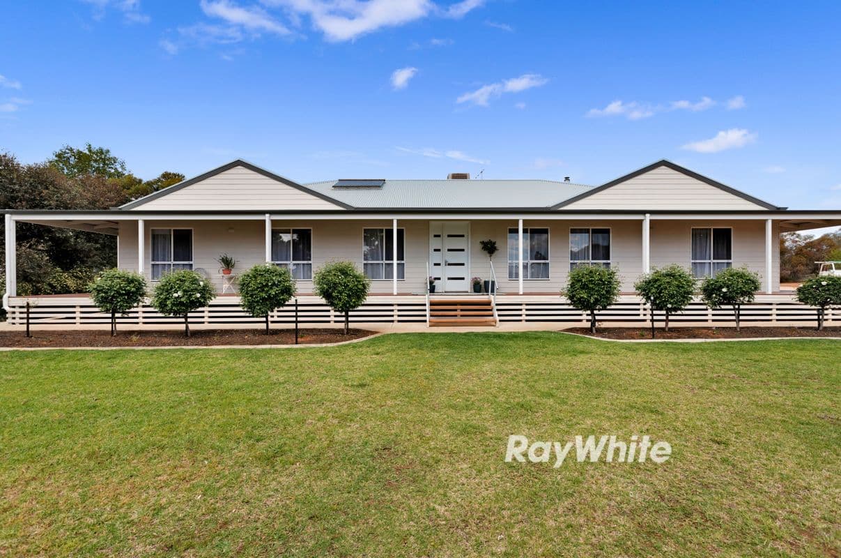 6 Bushland Rise