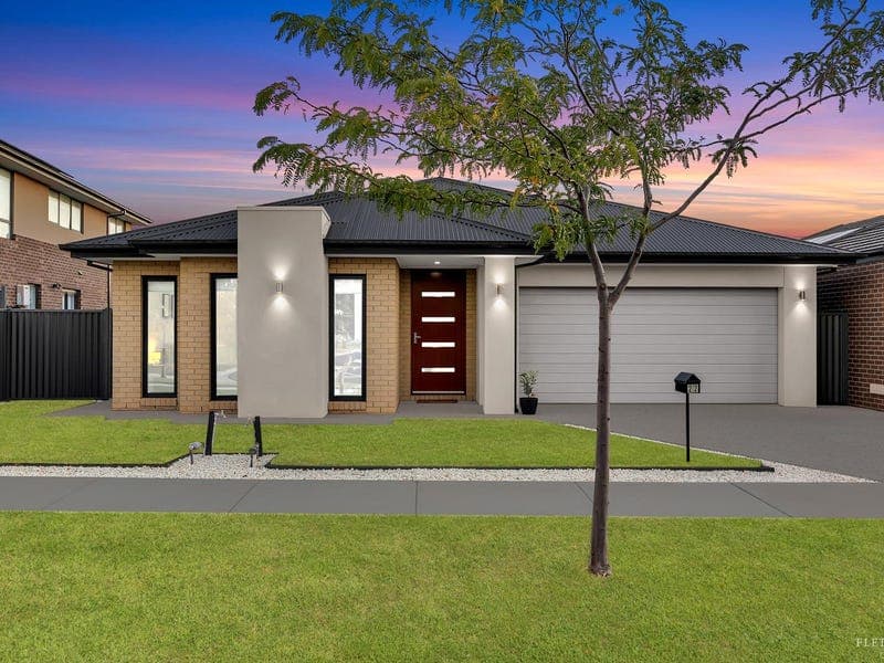 22 Reston Way, Strathtulloh