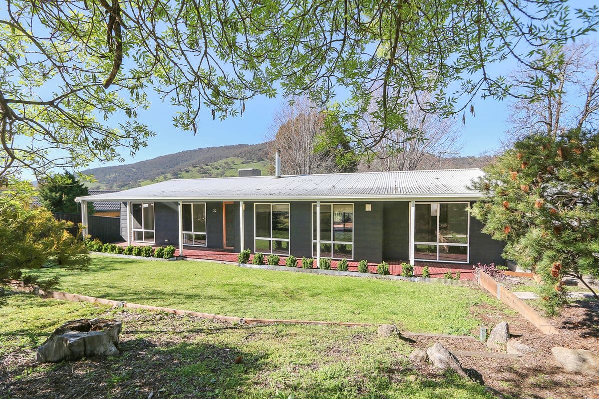 22 Willong Street