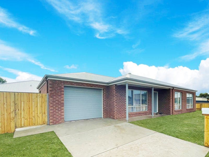 7 Wannon Street, Portland North
