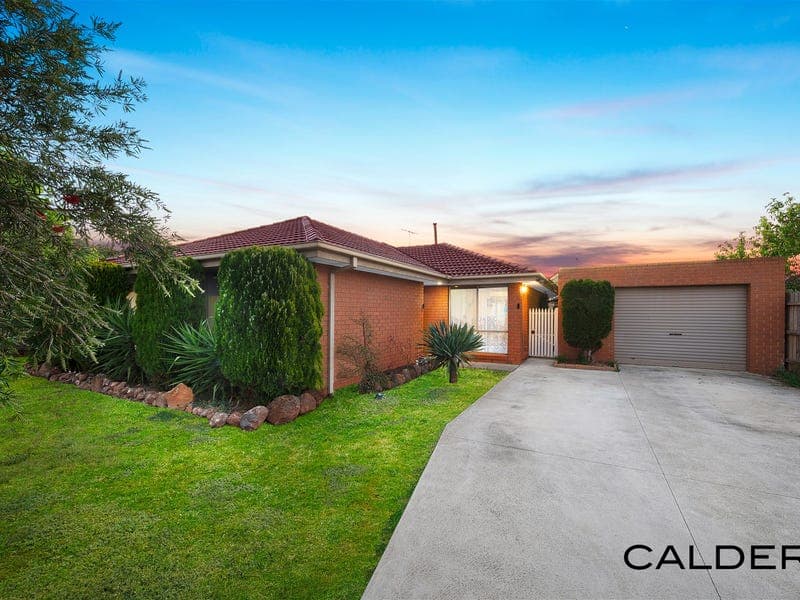 6 Denny Place, Melton South