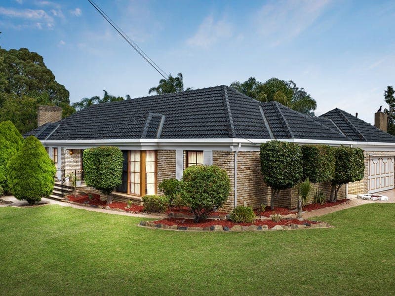 12 Ashdown Way