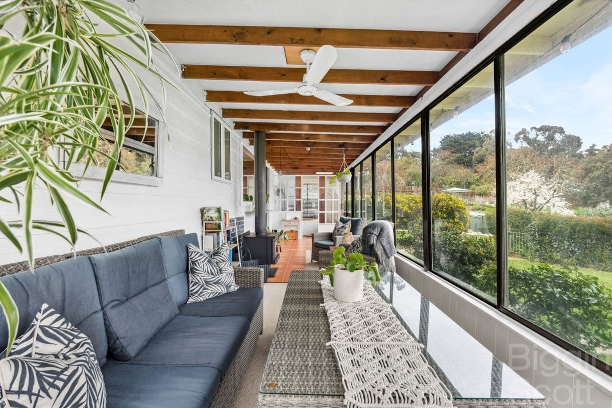 2166 Midland Highway